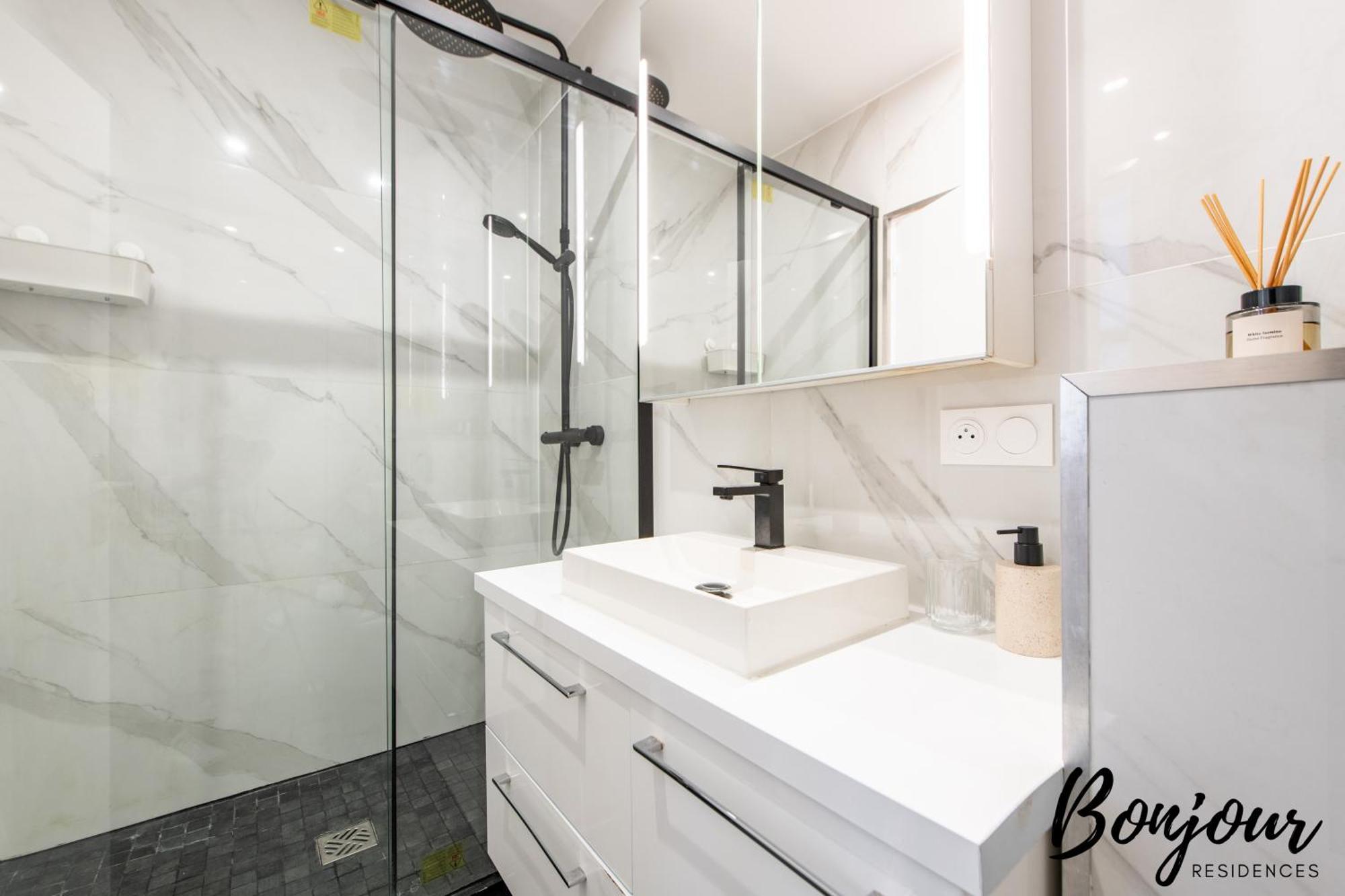 Free Parking - Porte D'Orleans - 2 Bedrooms 蒙鲁日 外观 照片